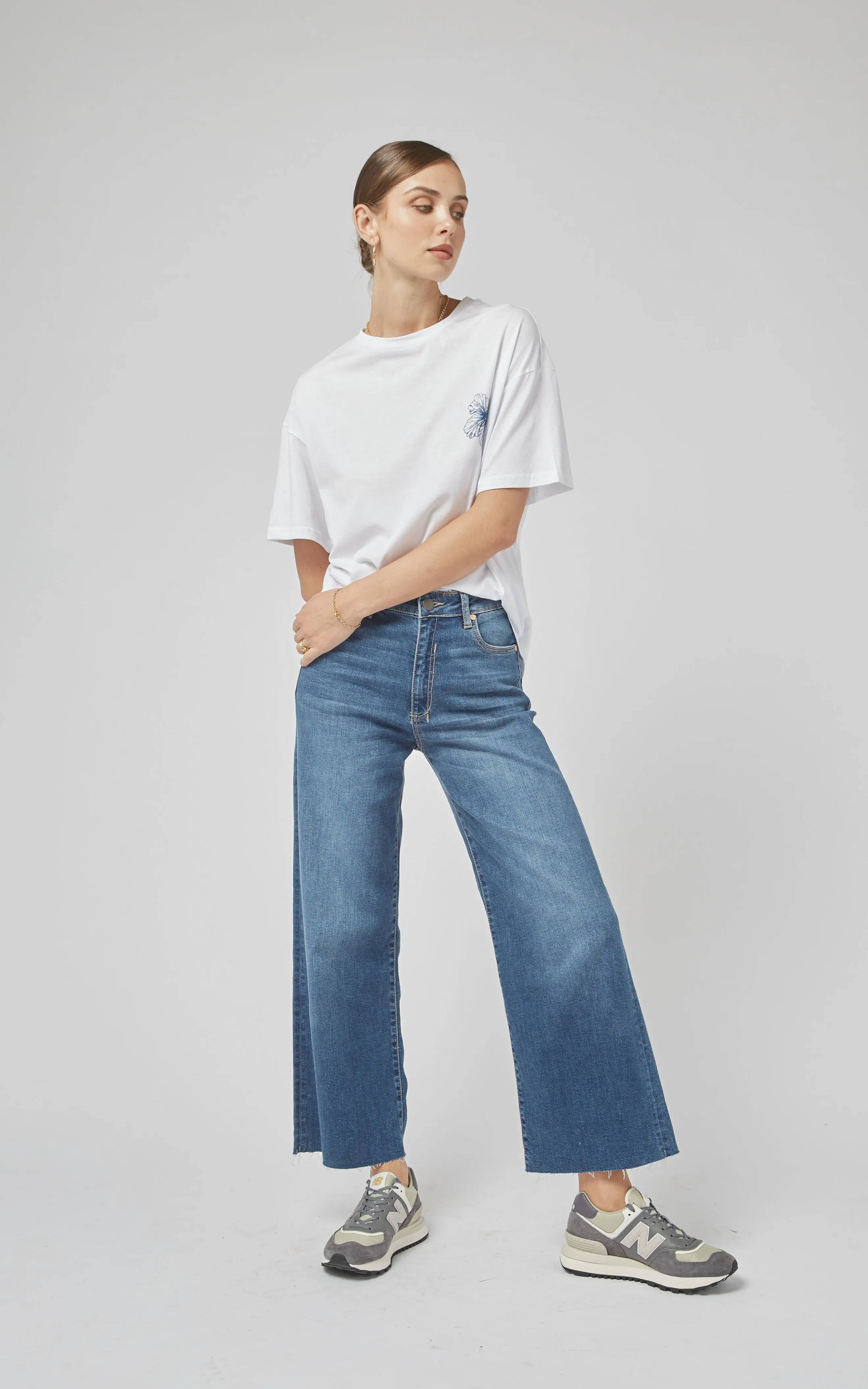Amy White FL Printed Tee