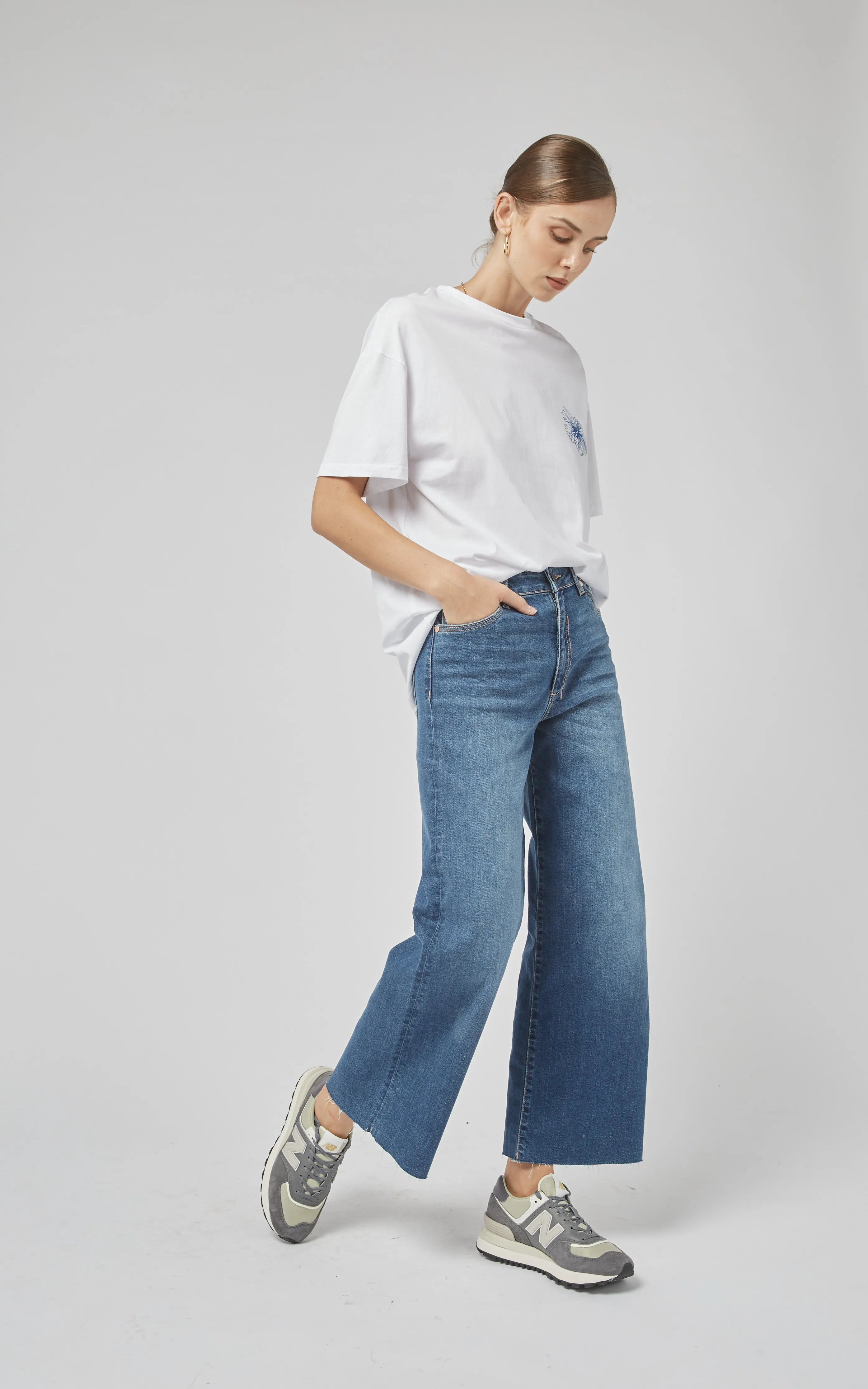 Amy White FL Printed Tee