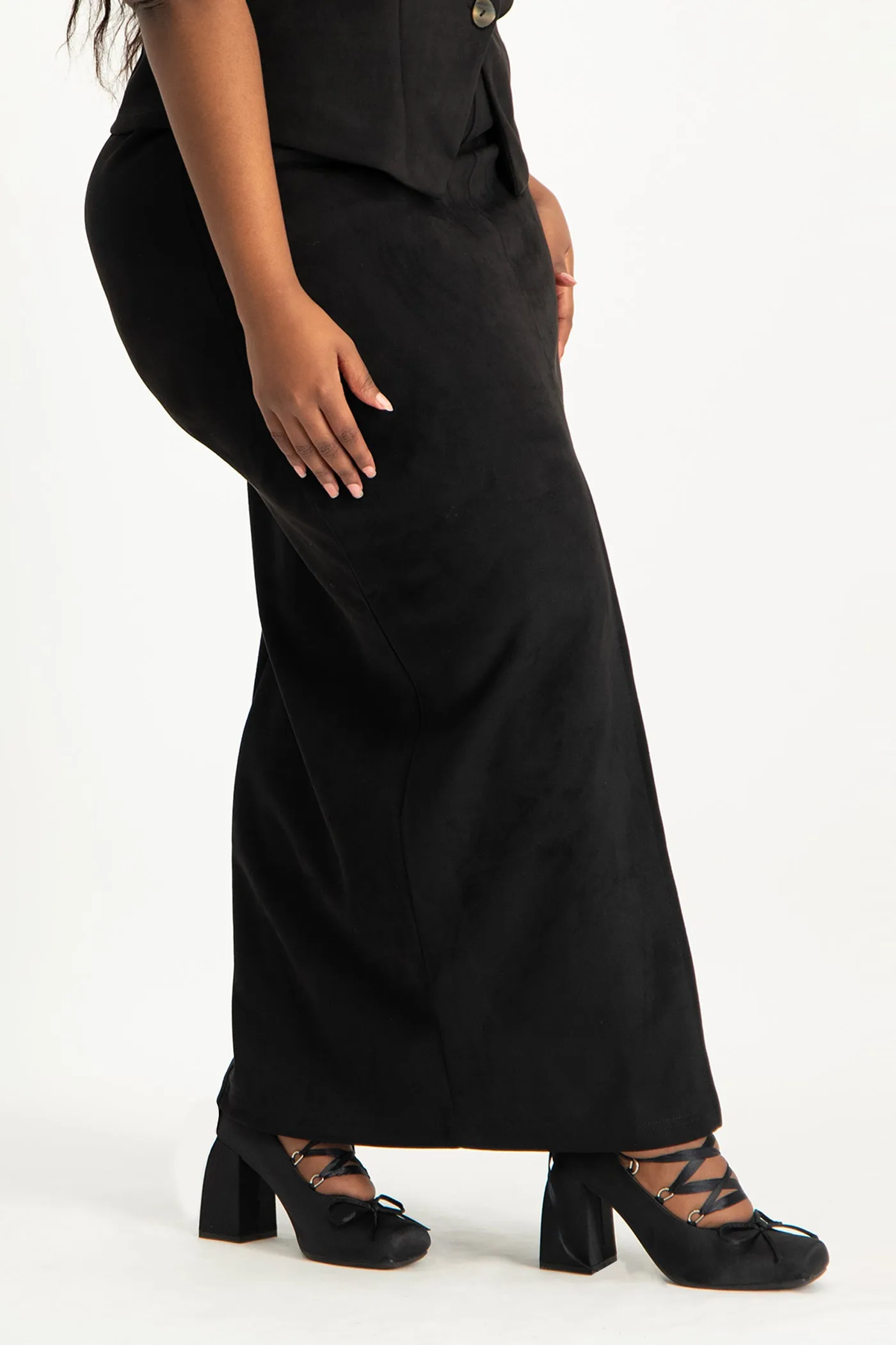 Ester Suede Maxi Skirt - Black