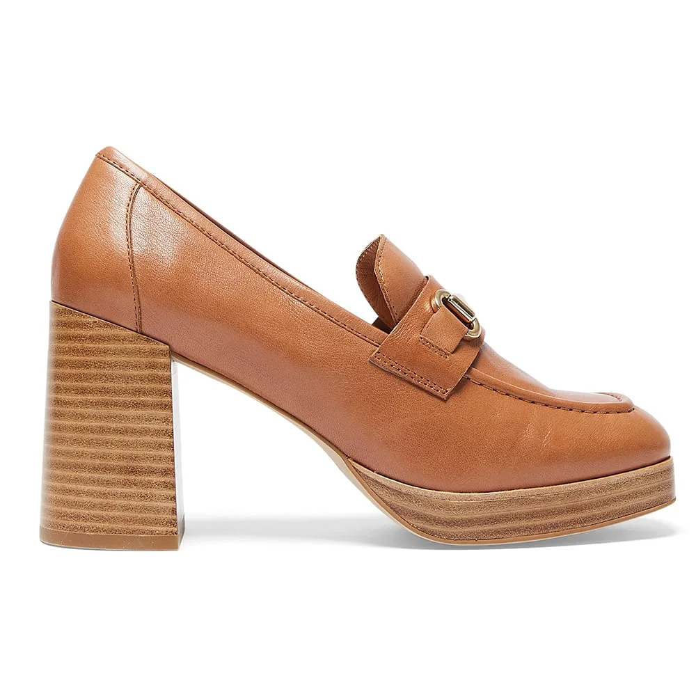 Heidi Loafer in Tan Leather