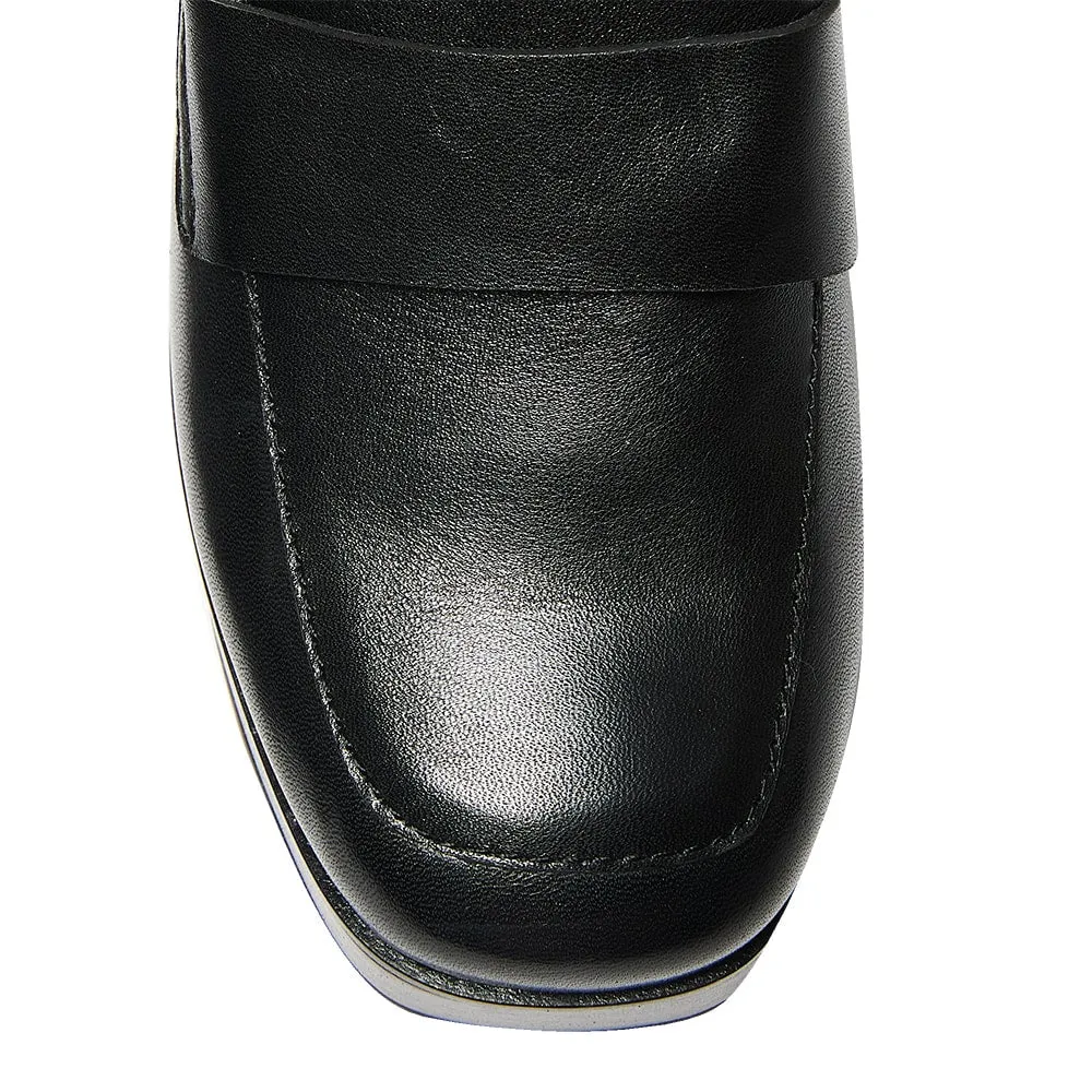 Hume Loafer in Black Leather