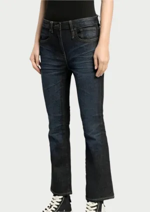 Kick Fit Jeans