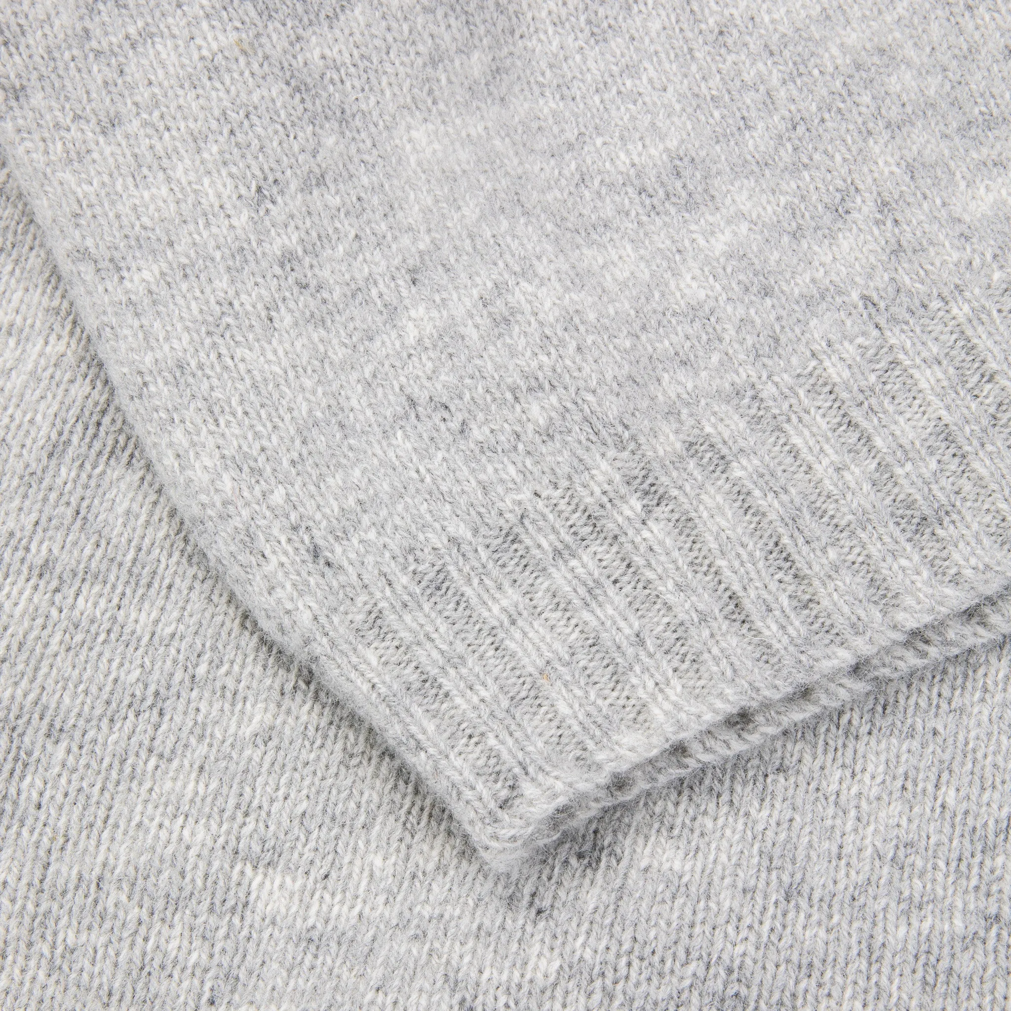 Laurence J. Smith Super Soft Seamless Roll Neck Pullover Silver