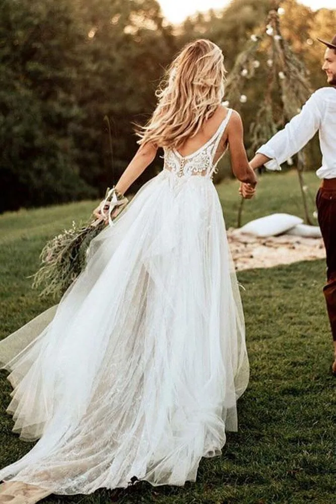 Luolandi Flowy A Line V Neck Tulle Wedding Dresses with Beads Lace Appliques Beach Bride Dresses Sexy