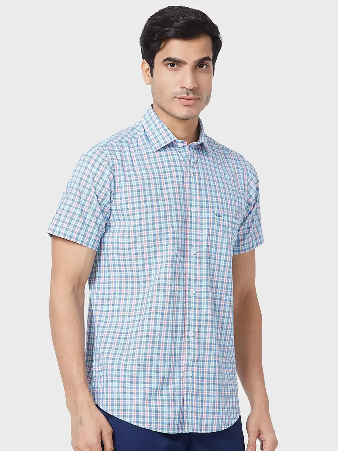 Men Blue Tailored Fit Checks Viscose Cotton Blend Half Sleeve Shirts
