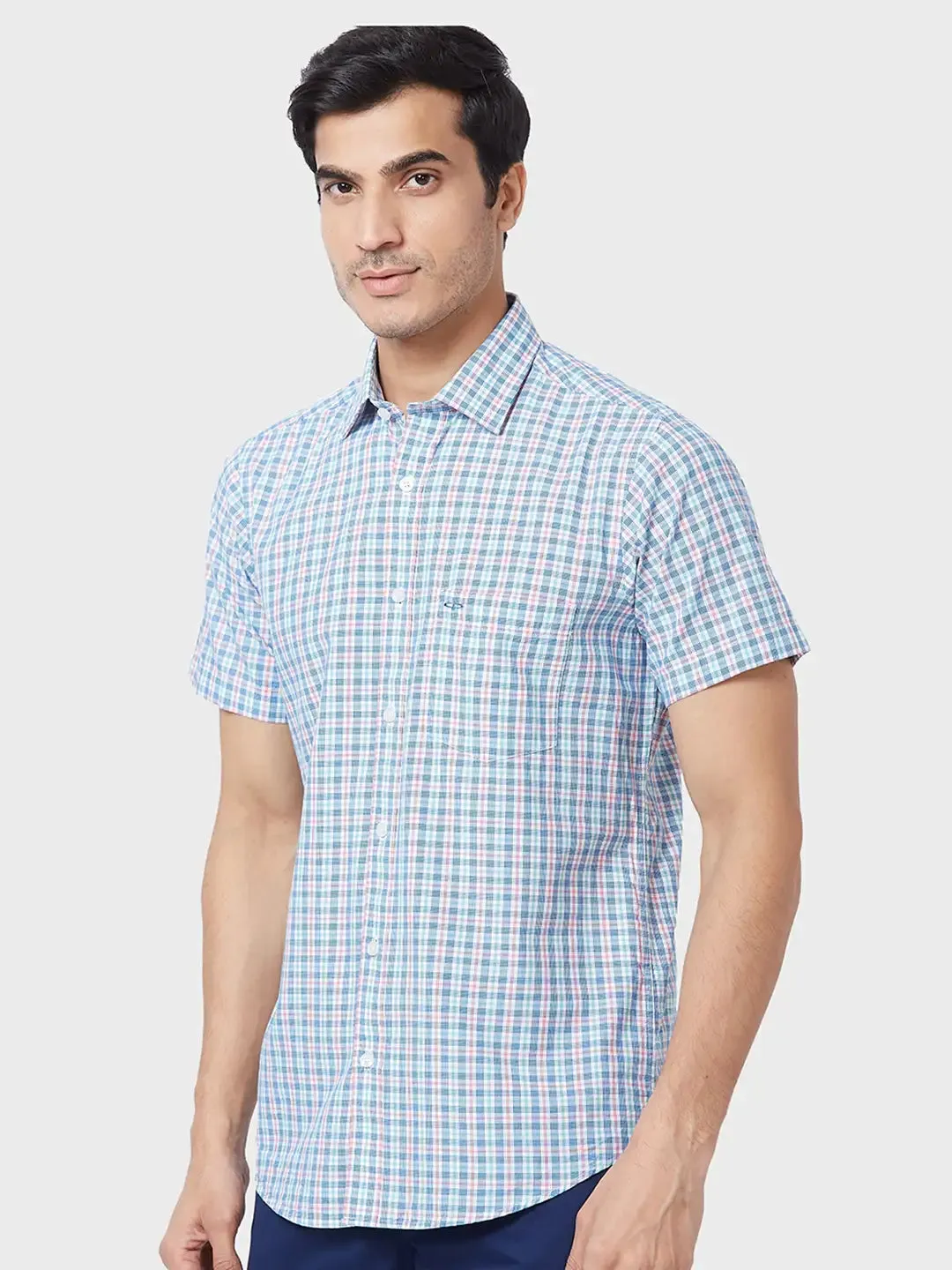 Men Blue Tailored Fit Checks Viscose Cotton Blend Half Sleeve Shirts