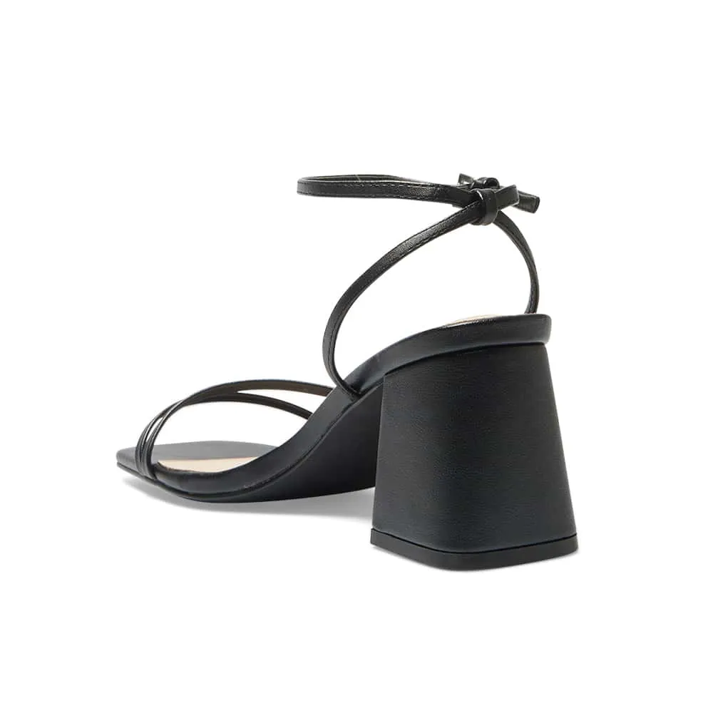 Shay Heel in Black Smooth